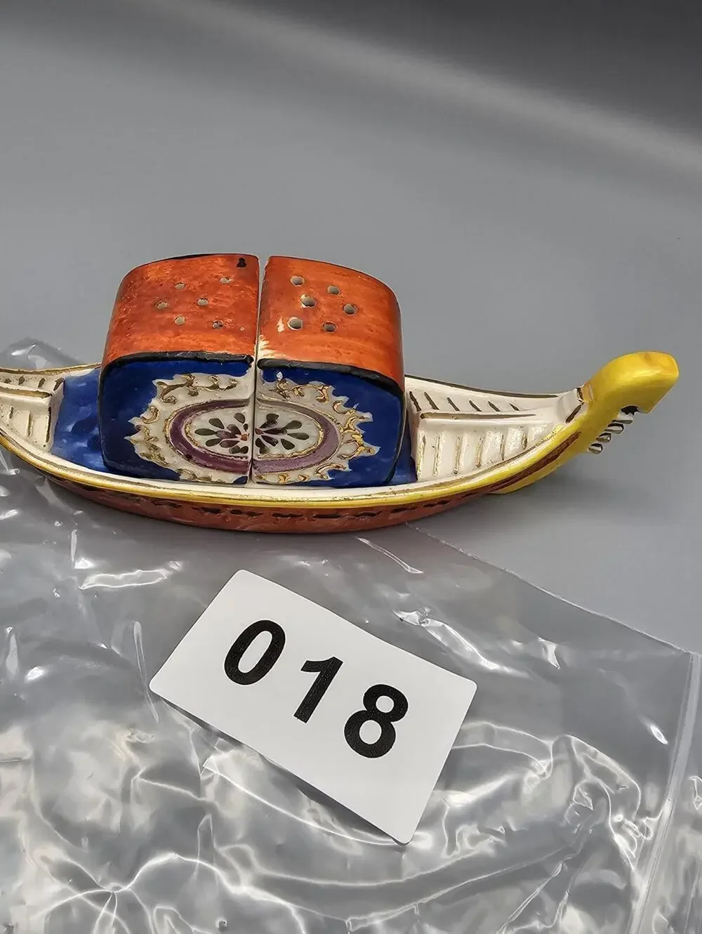N/A vintage ceramic